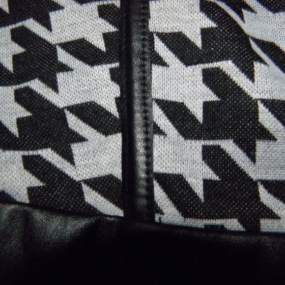 Black and White Hounds Tooth print Body con Dress - Picture 5 of 6